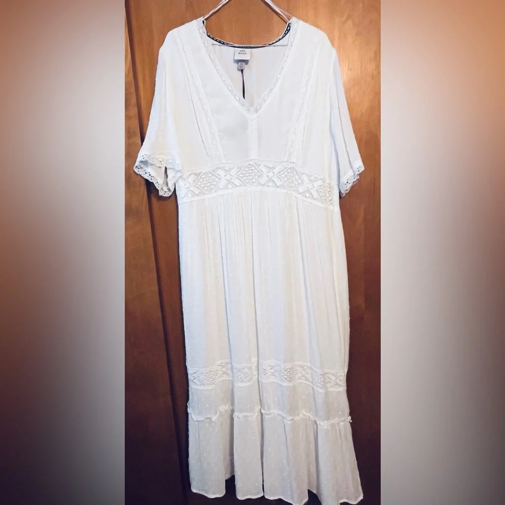 Knox Rose White Goddess Dress with Lace Detail - Picture 3 of 5